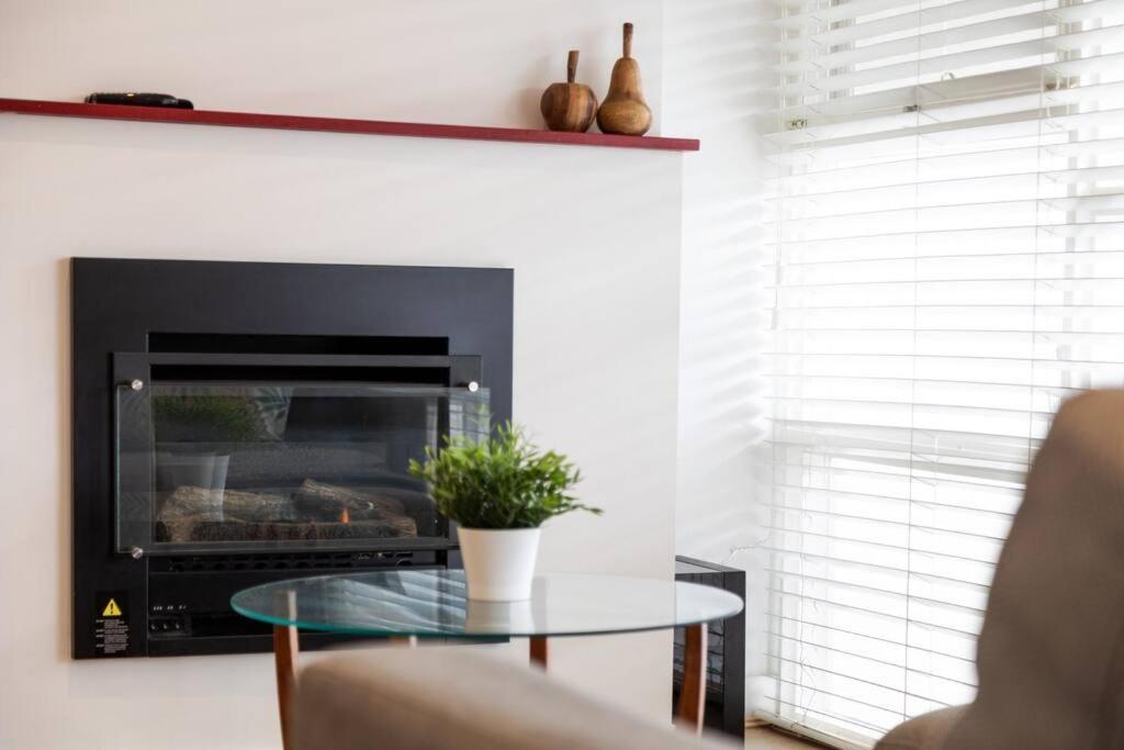Modern Stylish Self-Contained Studio Apartment Burnside Exterior photo