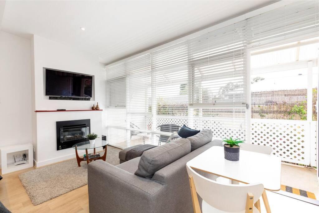Modern Stylish Self-Contained Studio Apartment Burnside Exterior photo